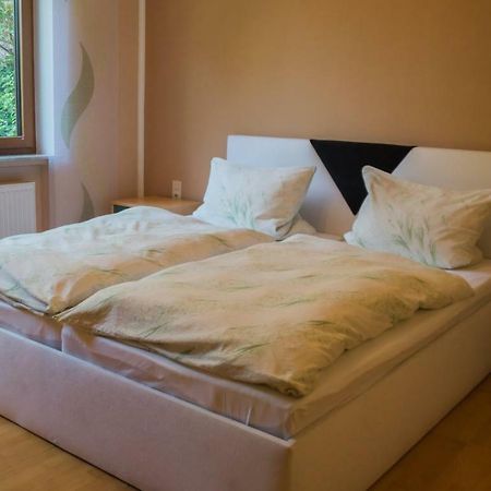 Zum Ehranger Wald 2A Apartment Trier Ngoại thất bức ảnh